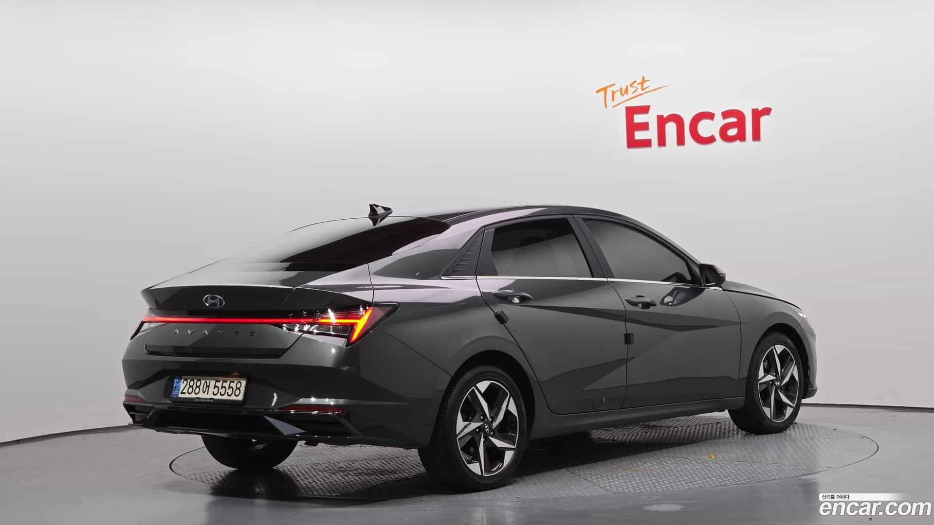 AVANTE Hyundai 2022.5-OUTER-002
