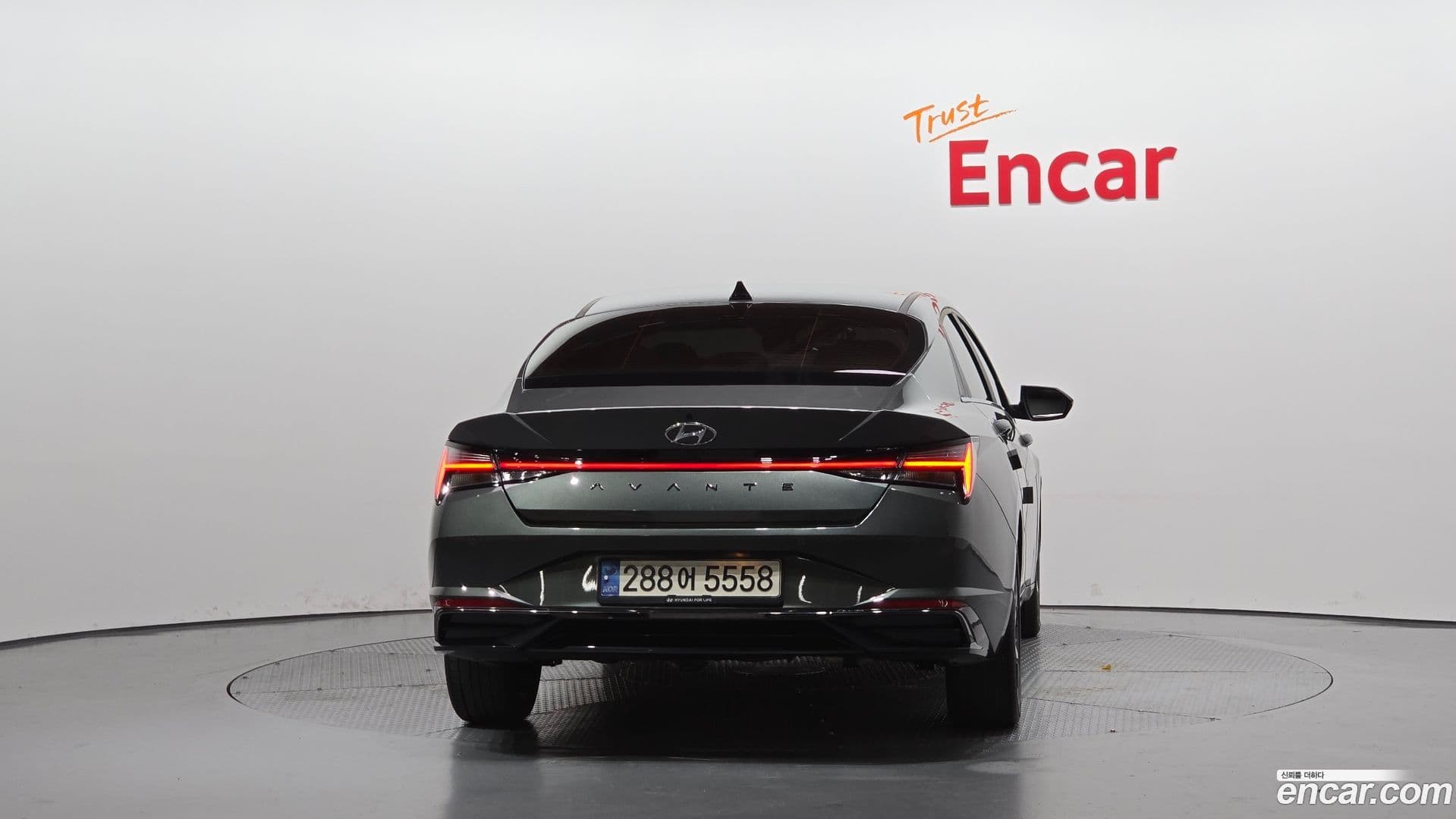 Main__Slider__Photo:AVANTE Hyundai 2022.5-3