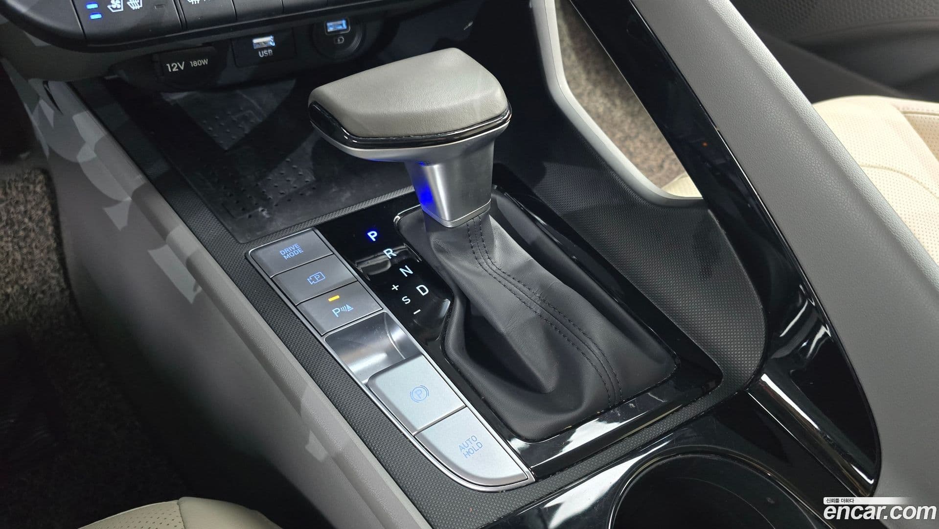 Main__Slider__Photo:AVANTE Hyundai 2022.5-8