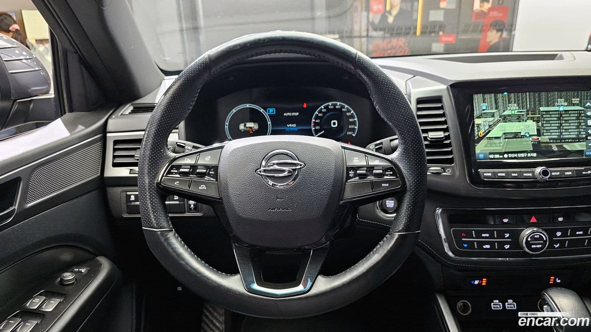 Main__Slider__Photo:Rexton KG_Mobility_Ssangyong 2022.8-12