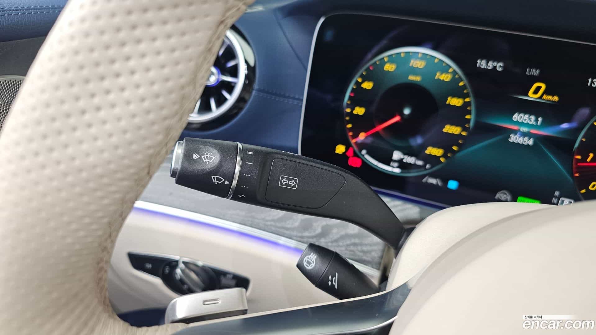 E-Class Mercedes-Benz 2023.5-OPTION-023