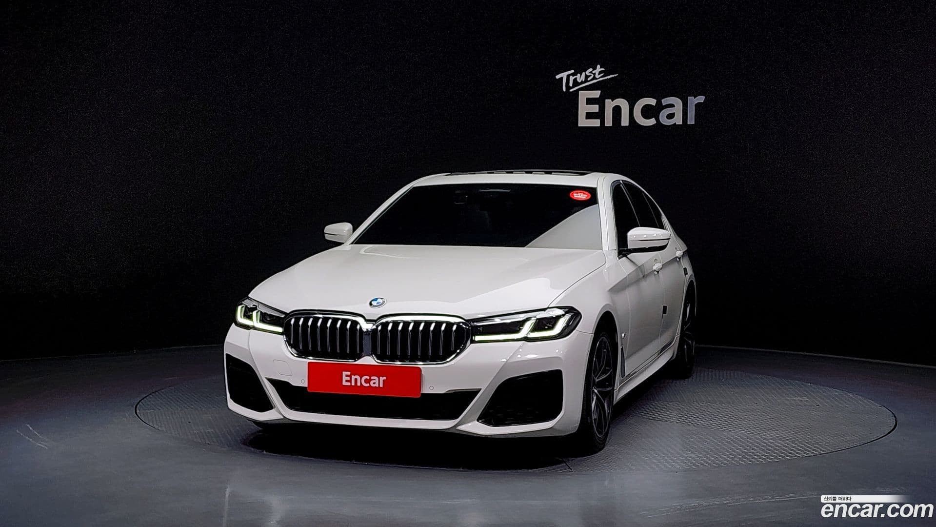 Main__Slider__Photo:5-Series BMW 2022.0-2