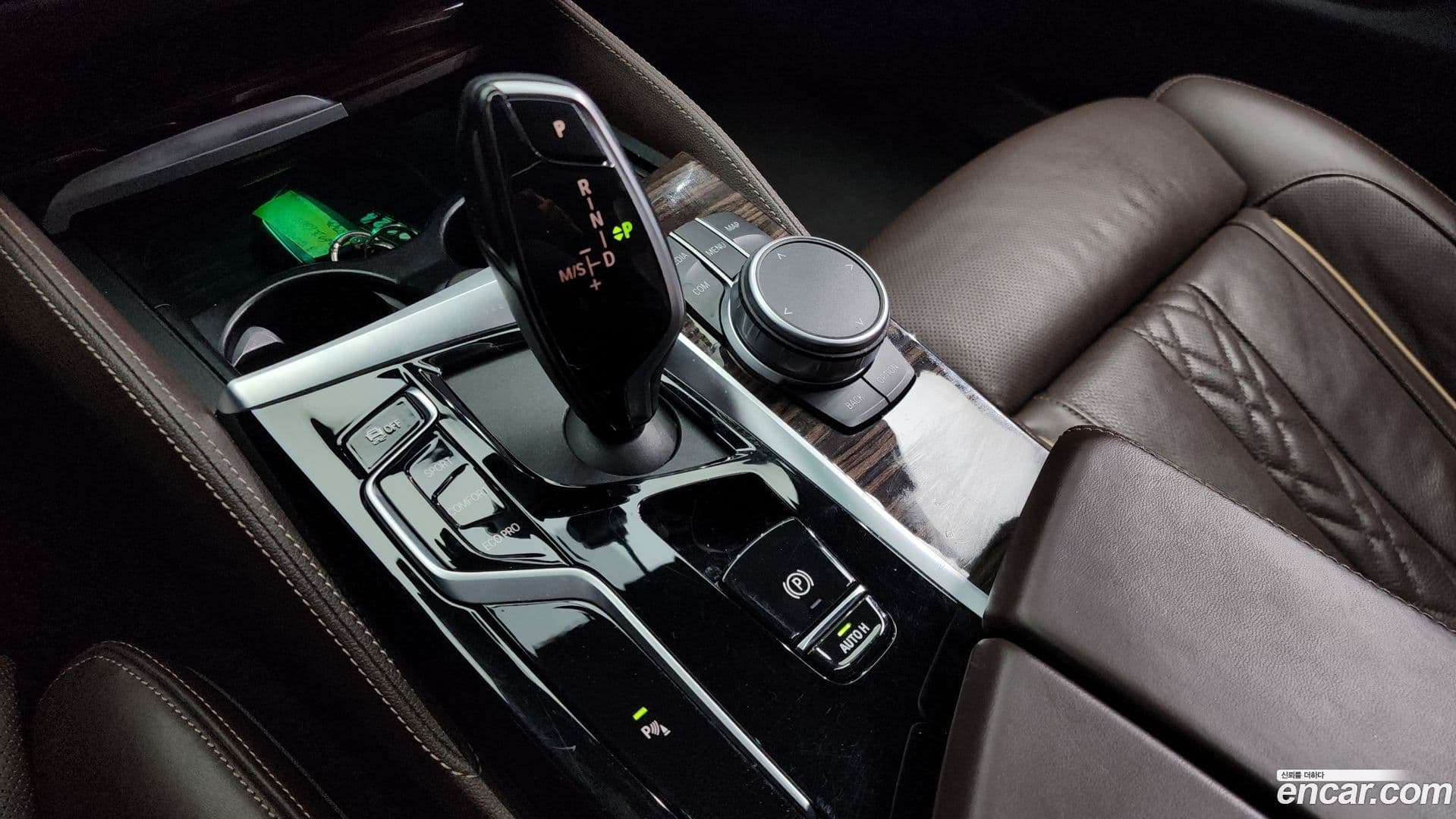 Main__Slider__Photo:5-Series BMW 2022.0-8