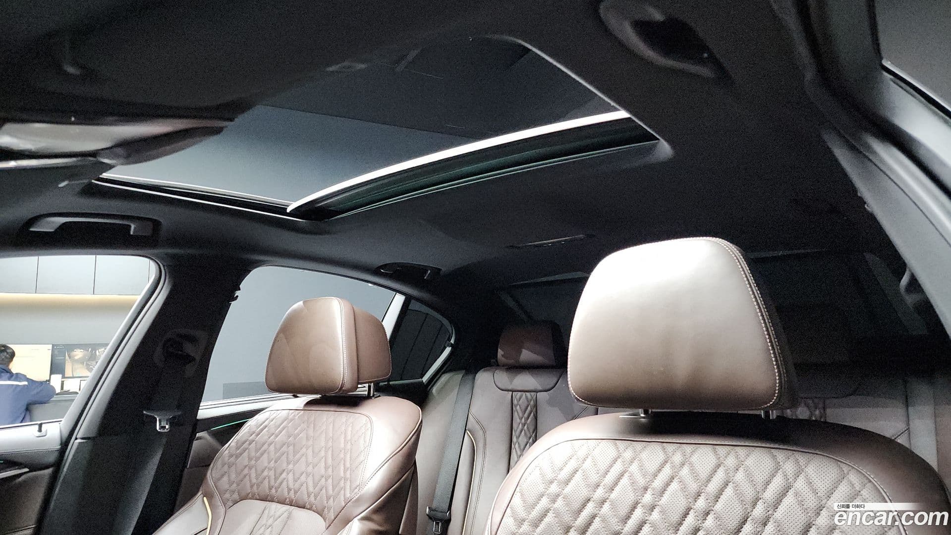 Main__Slider__Photo:5-Series BMW 2022.0-17