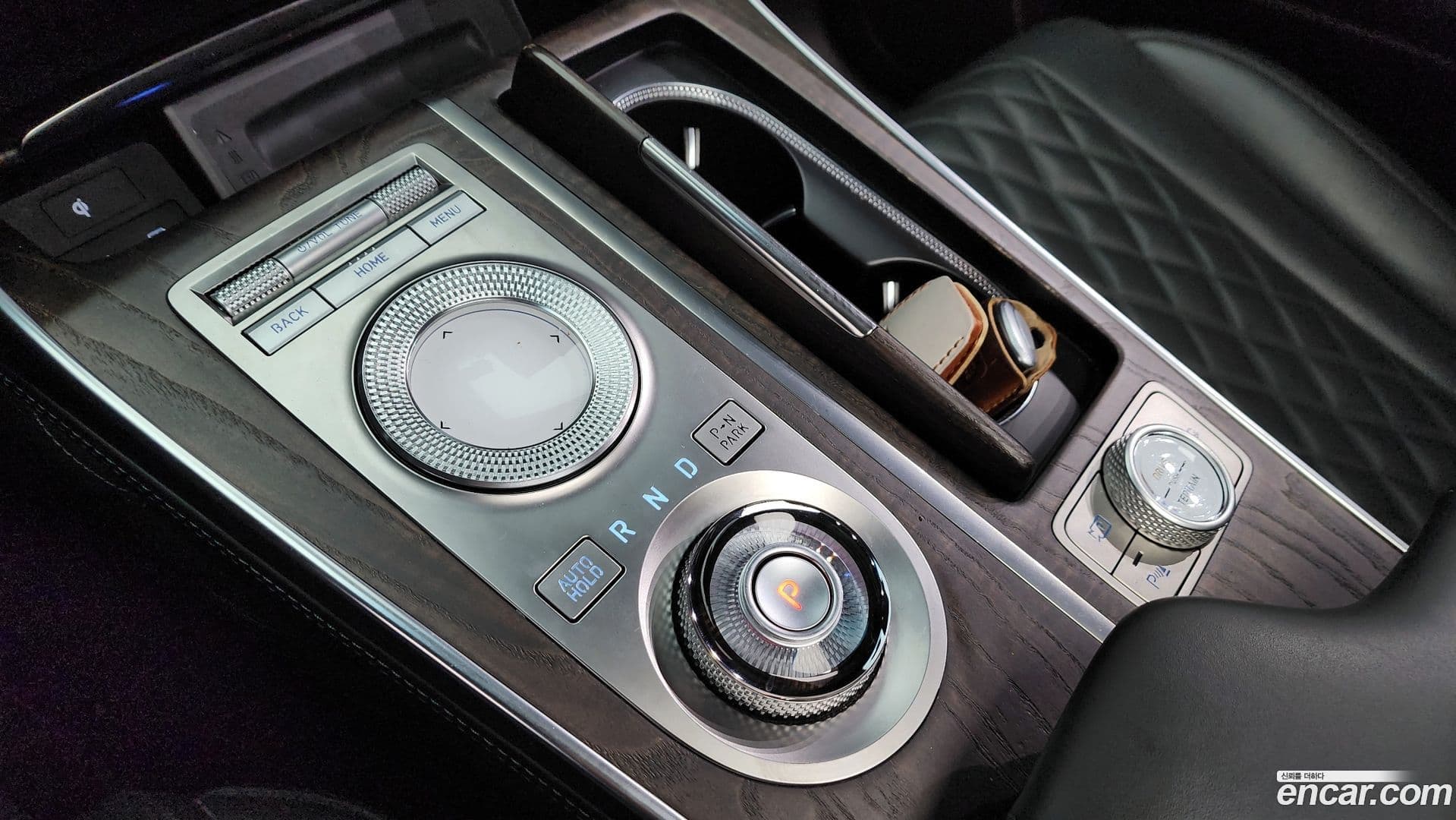 Main__Slider__Photo:GV80 Genesis 2021.11-8