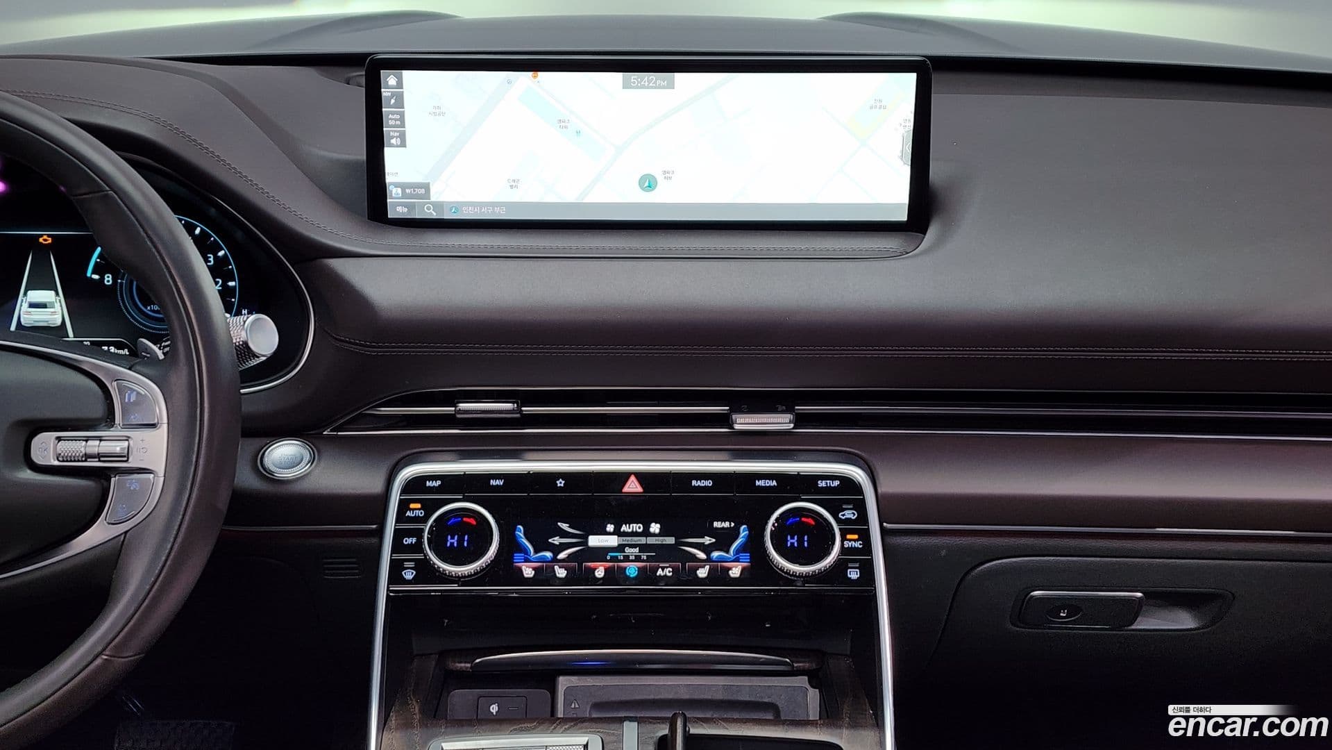 Main__Slider__Photo:GV80 Genesis 2021.11-13