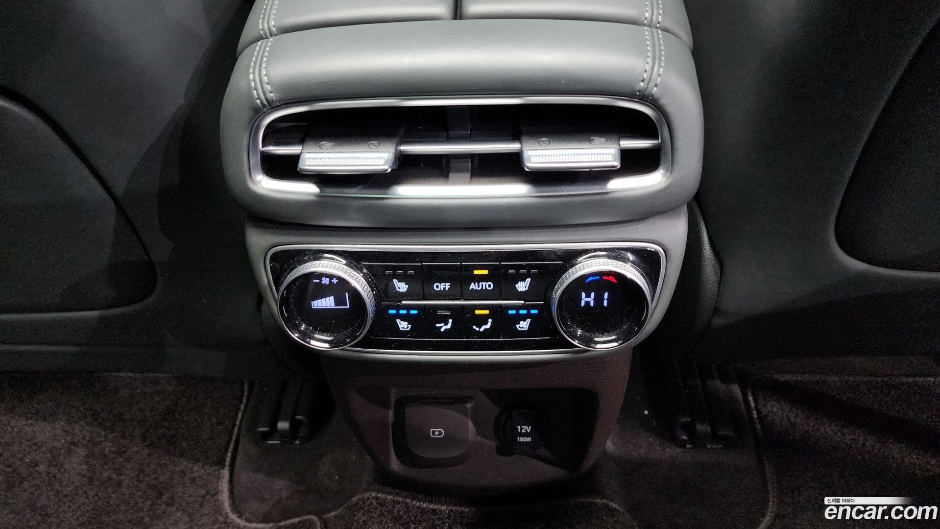 Main__Slider__Photo:GV80 Genesis 2021.11-17