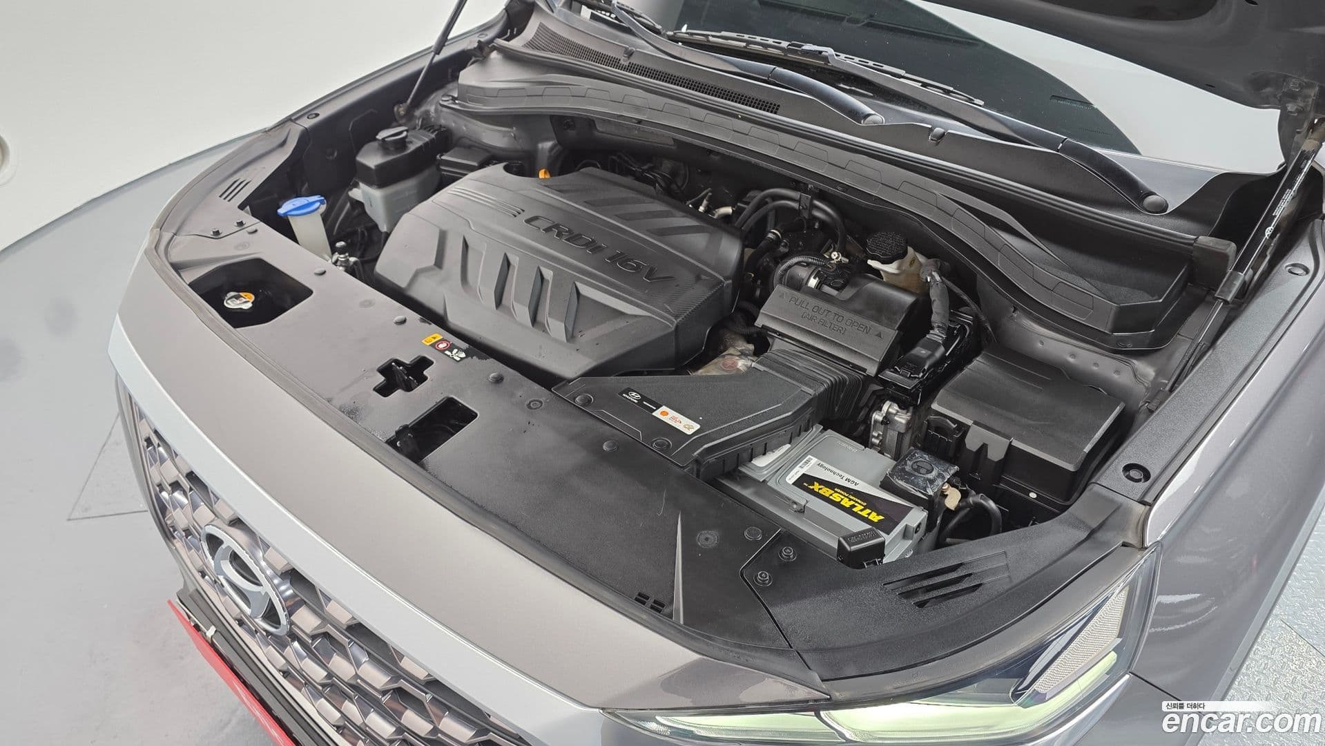 Main__Slider__Photo:Santafe Hyundai 2019.5-5