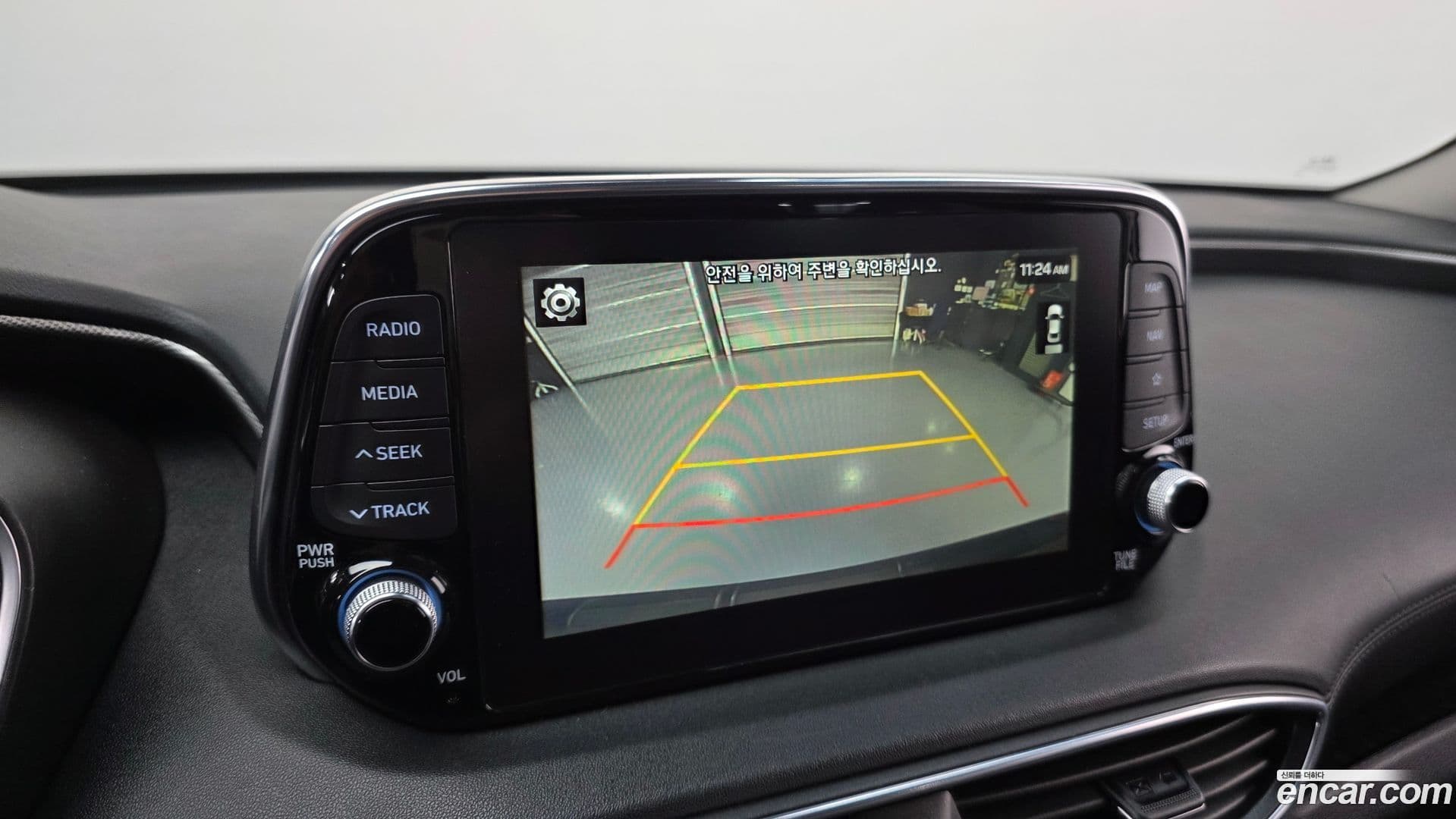 Main__Slider__Photo:Santafe Hyundai 2019.5-14