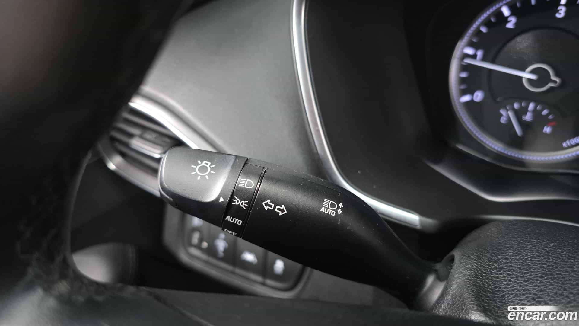 Santafe Hyundai 2019.5-OPTION-021