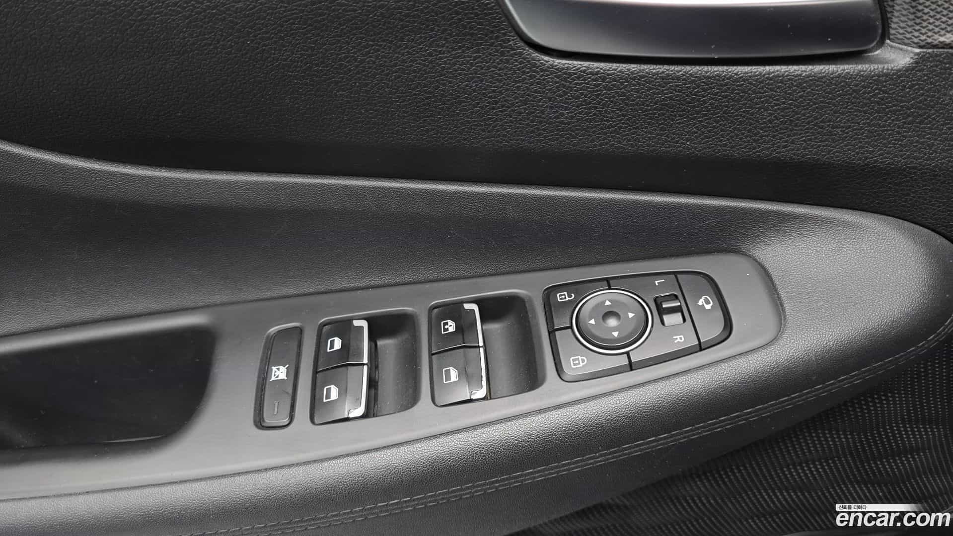 Santafe Hyundai 2019.5-OPTION-022