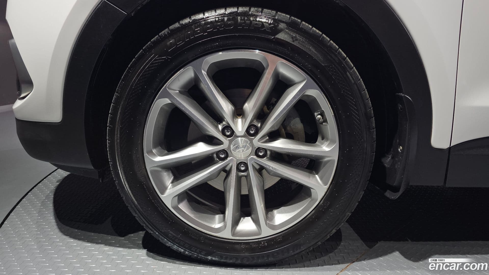 Main__Slider__Photo:Santafe Hyundai 2015.6-4