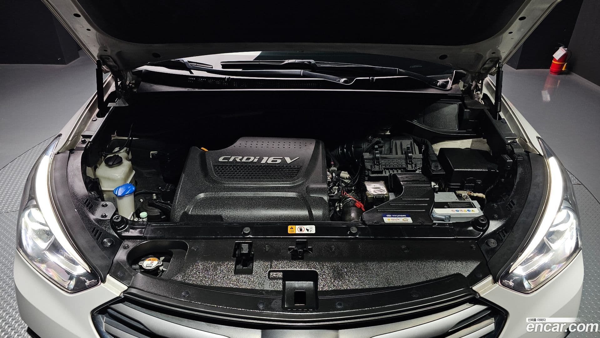 Main__Slider__Photo:Santafe Hyundai 2015.6-5