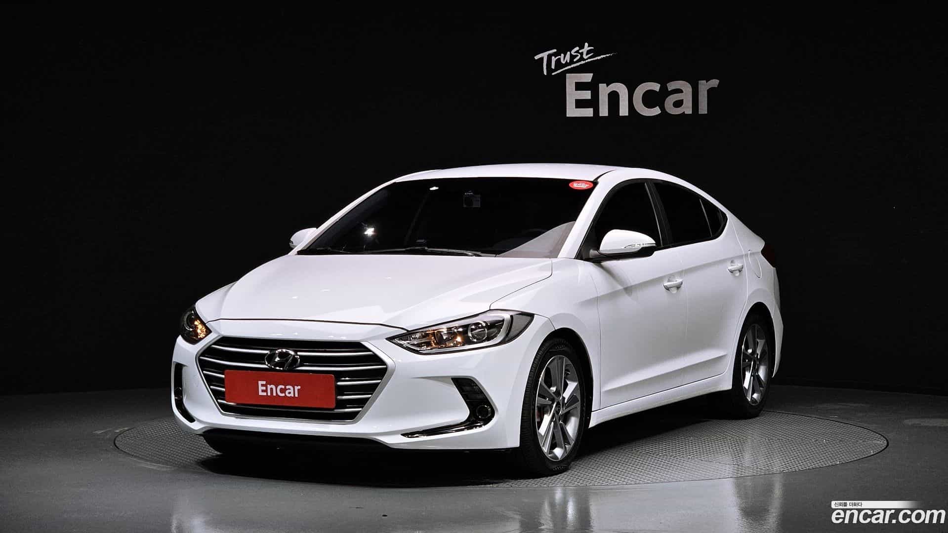 AVANTE Hyundai 2017.0-OUTER-001