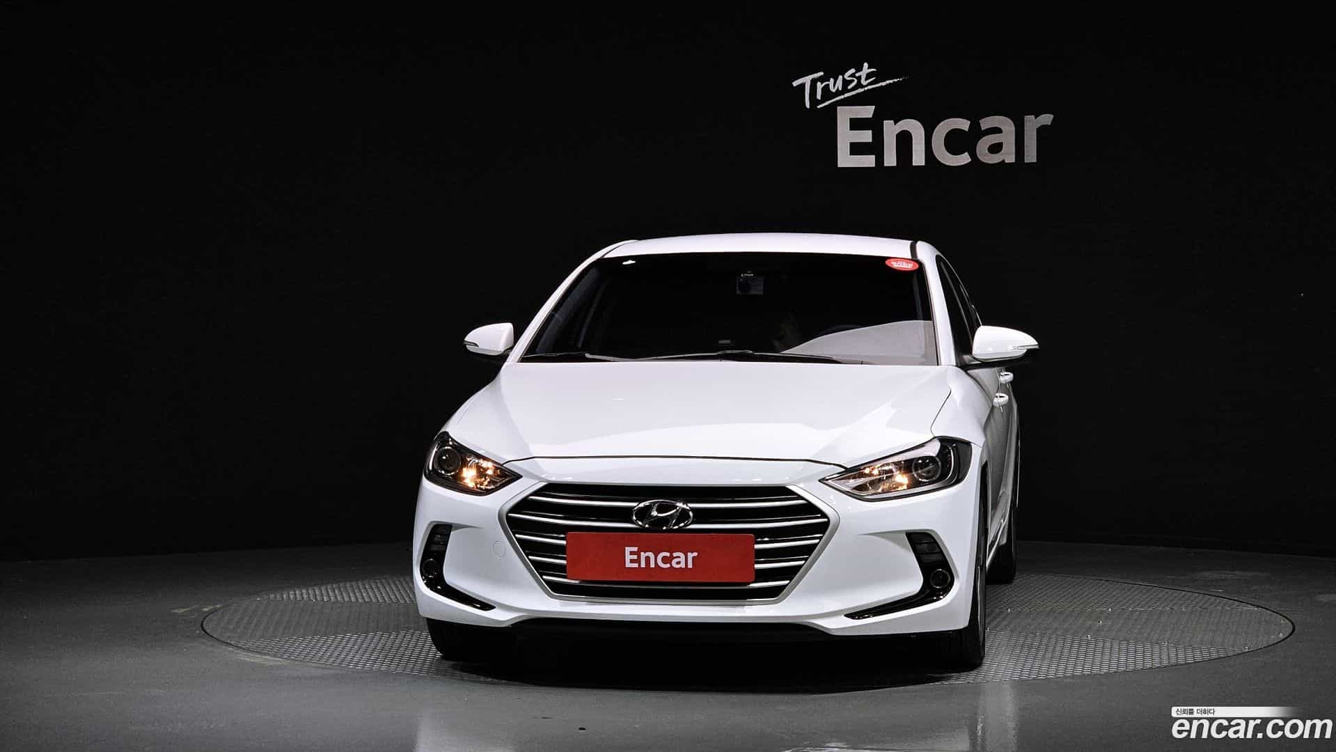 AVANTE Hyundai 2017.0-OUTER-003