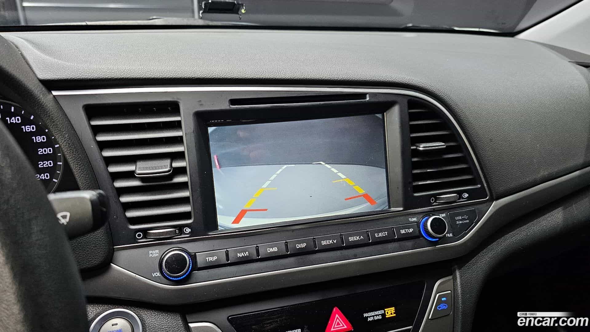 AVANTE Hyundai 2017.0-OPTION-021