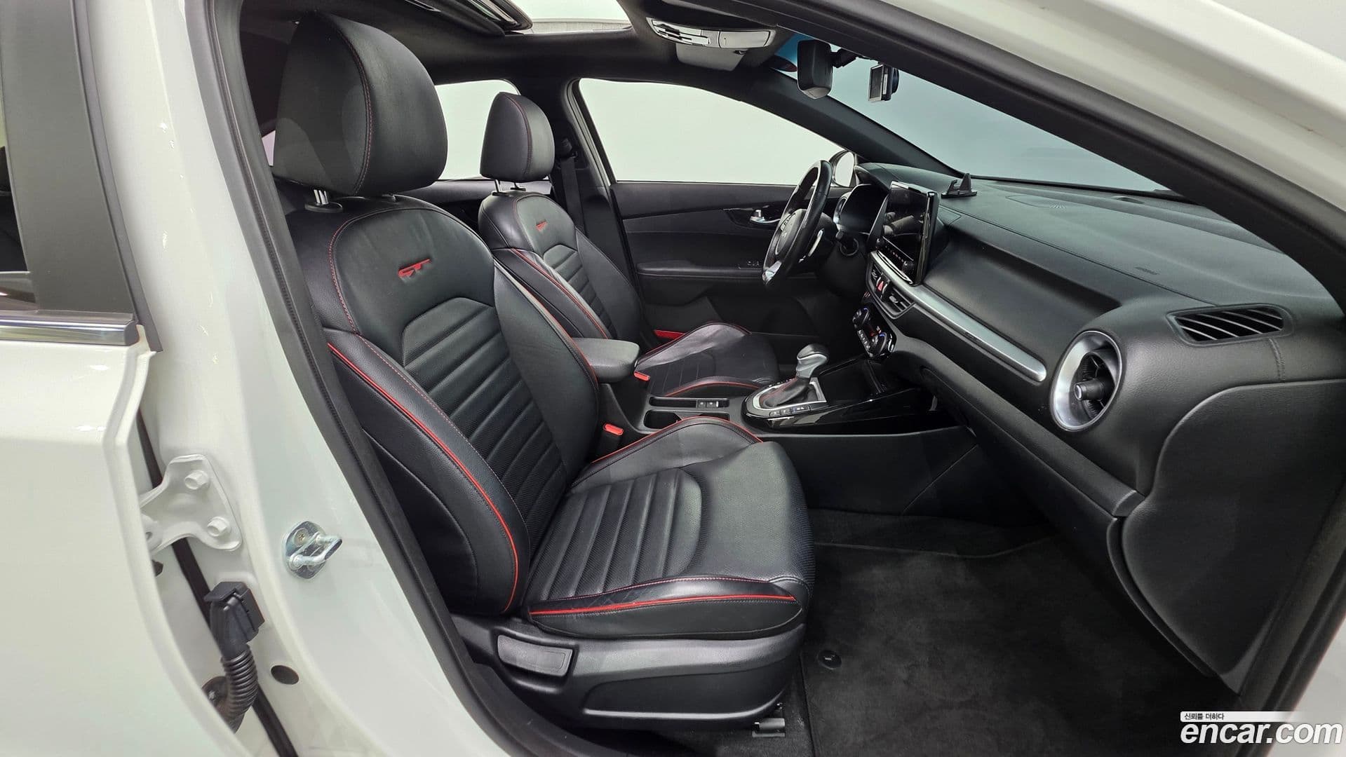 Main__Slider__Photo:K3 Kia 2021.9-9