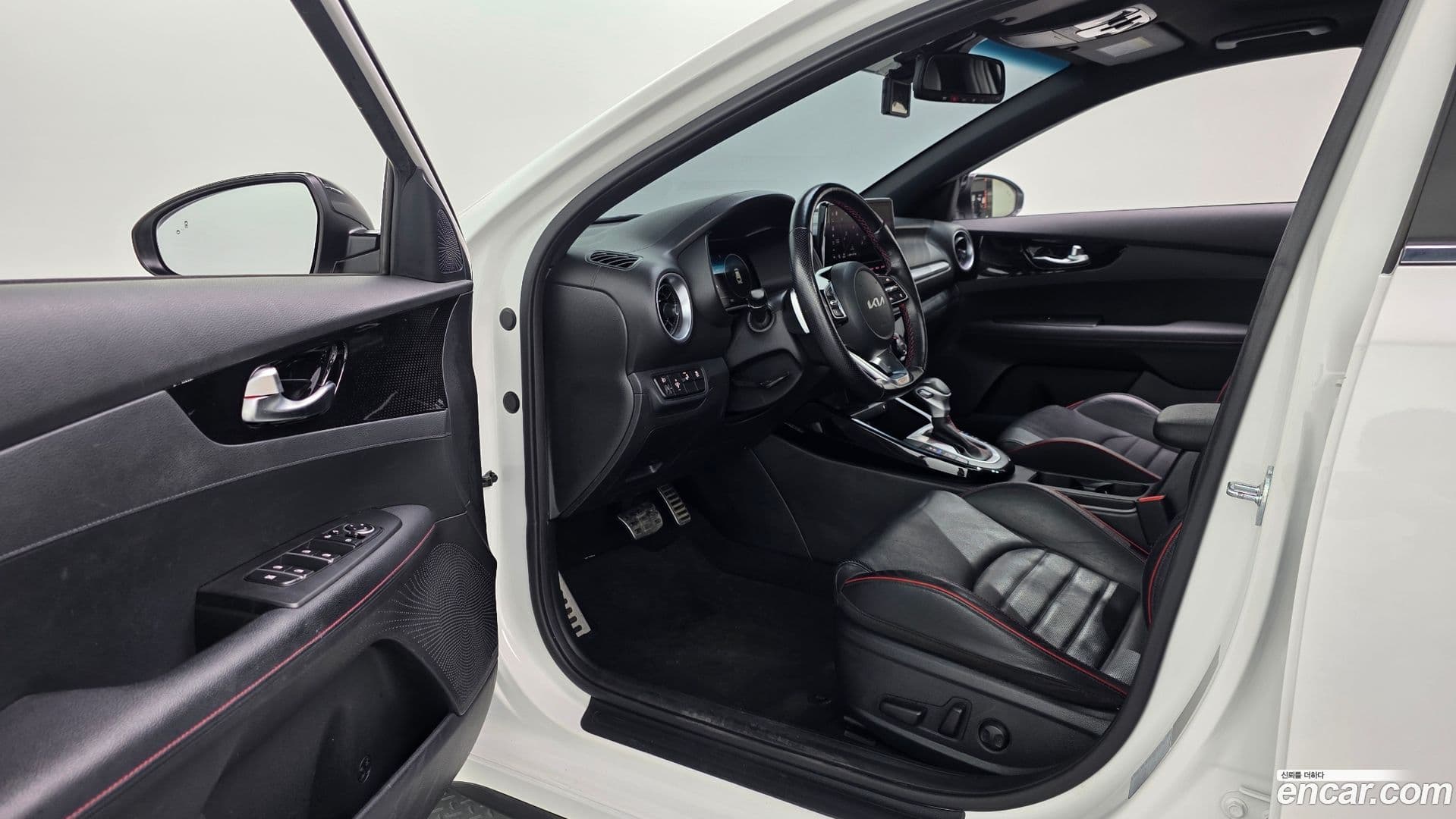 Main__Slider__Photo:K3 Kia 2021.9-11