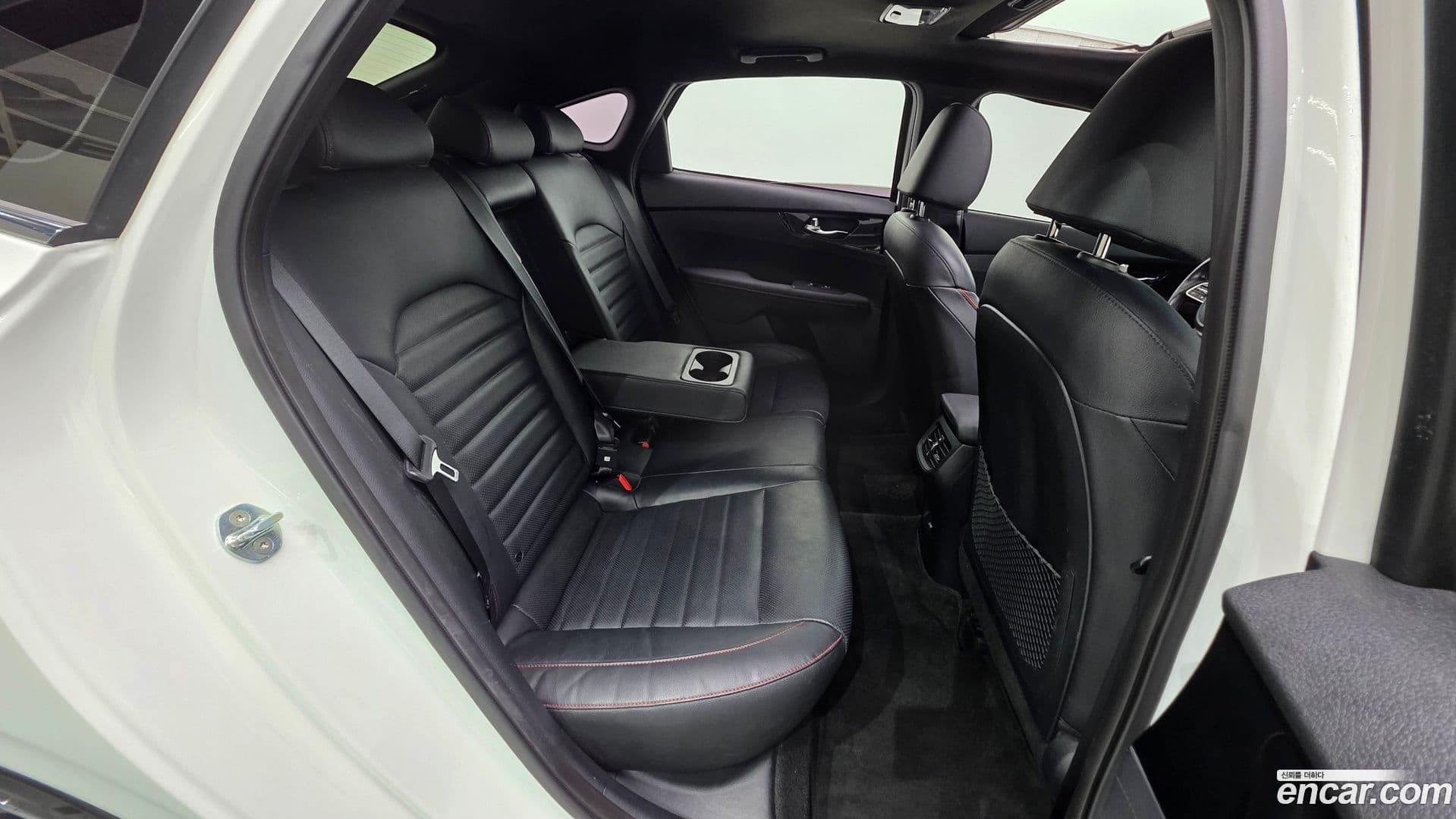 Main__Slider__Photo:K3 Kia 2021.9-16