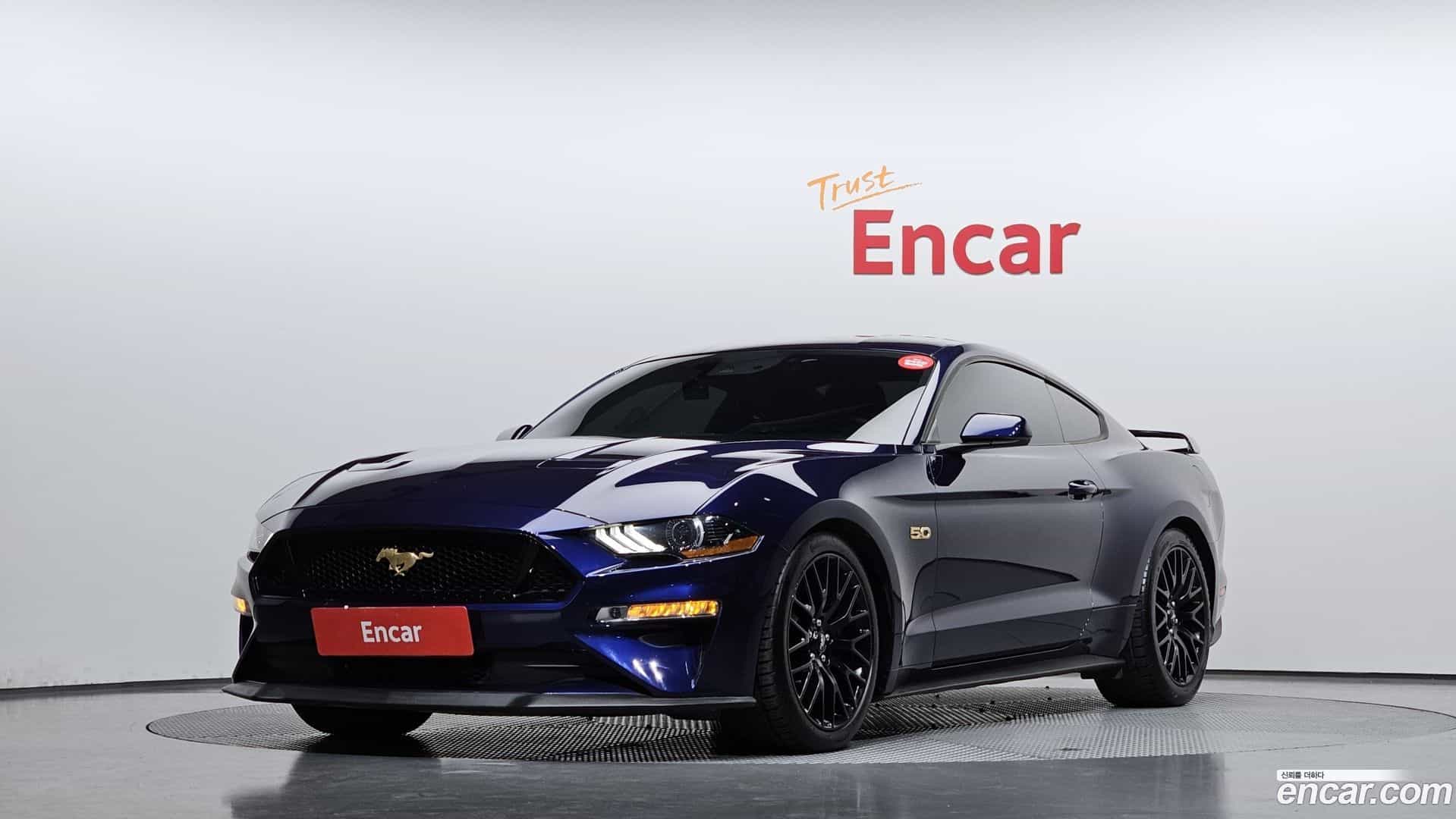 Mustang Ford 2019.4-OUTER-001