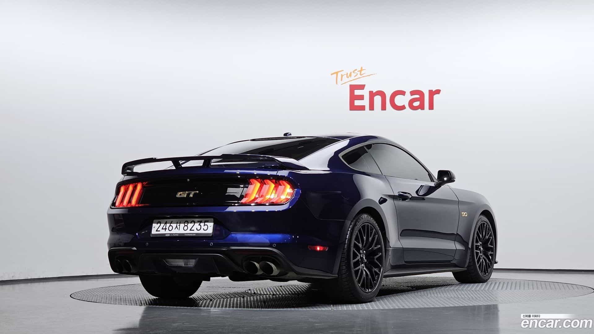 Mustang Ford 2019.4-OUTER-002