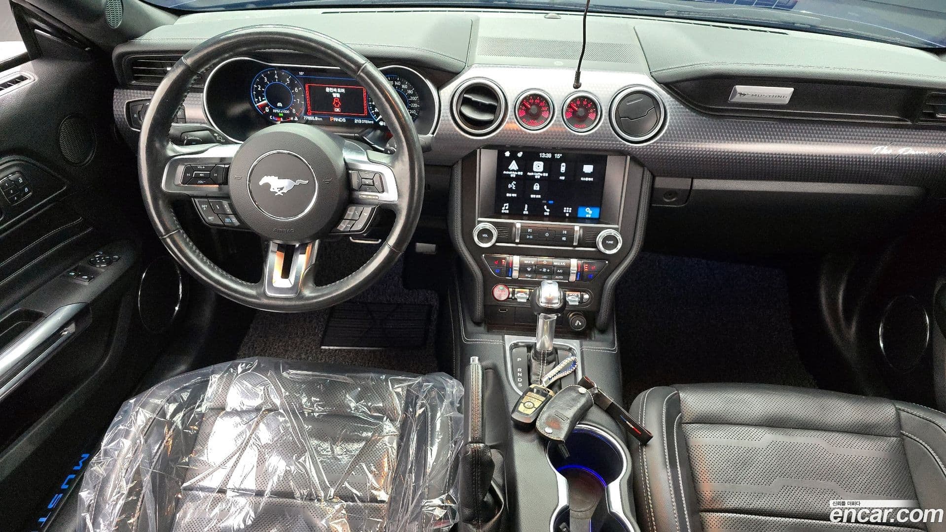 Main__Slider__Photo:Mustang Ford 2019.4-6