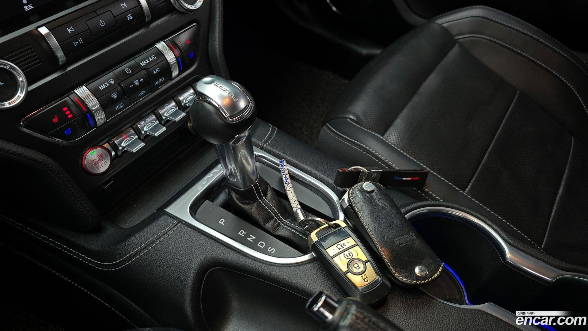 Main__Slider__Photo:Mustang Ford 2019.4-8