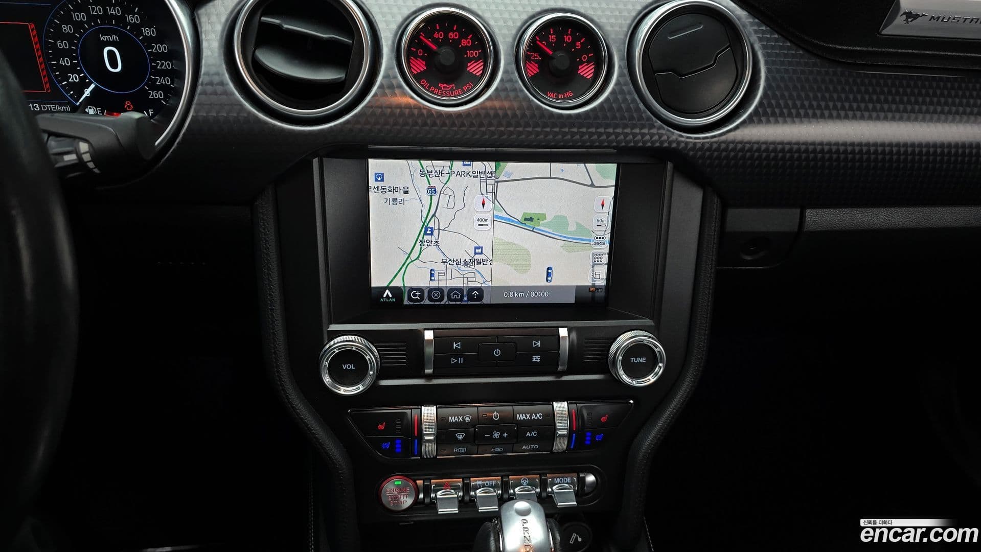 Main__Slider__Photo:Mustang Ford 2019.4-14