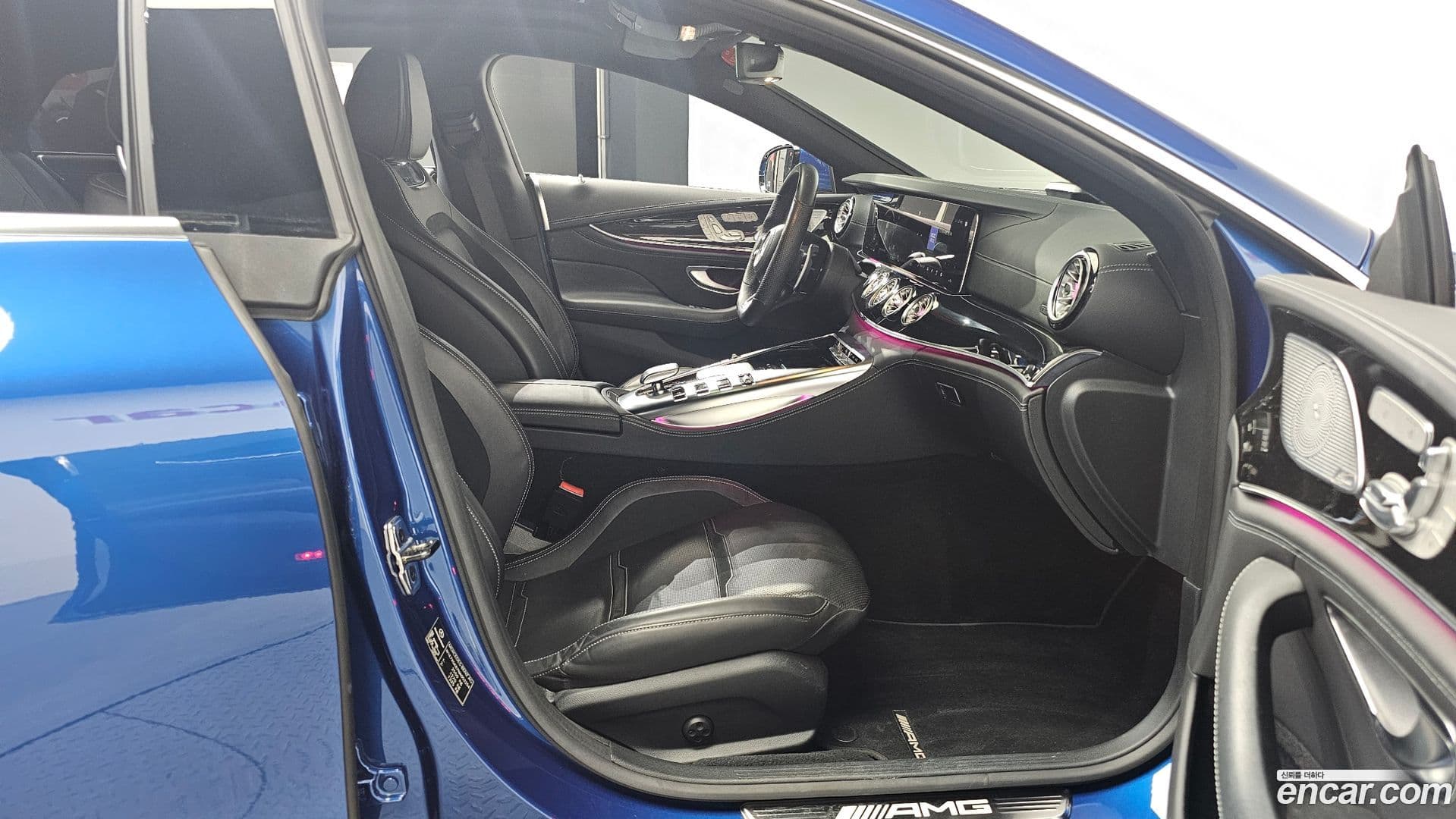 Main__Slider__Photo:AMG GT Mercedes-Benz 2022.8-10