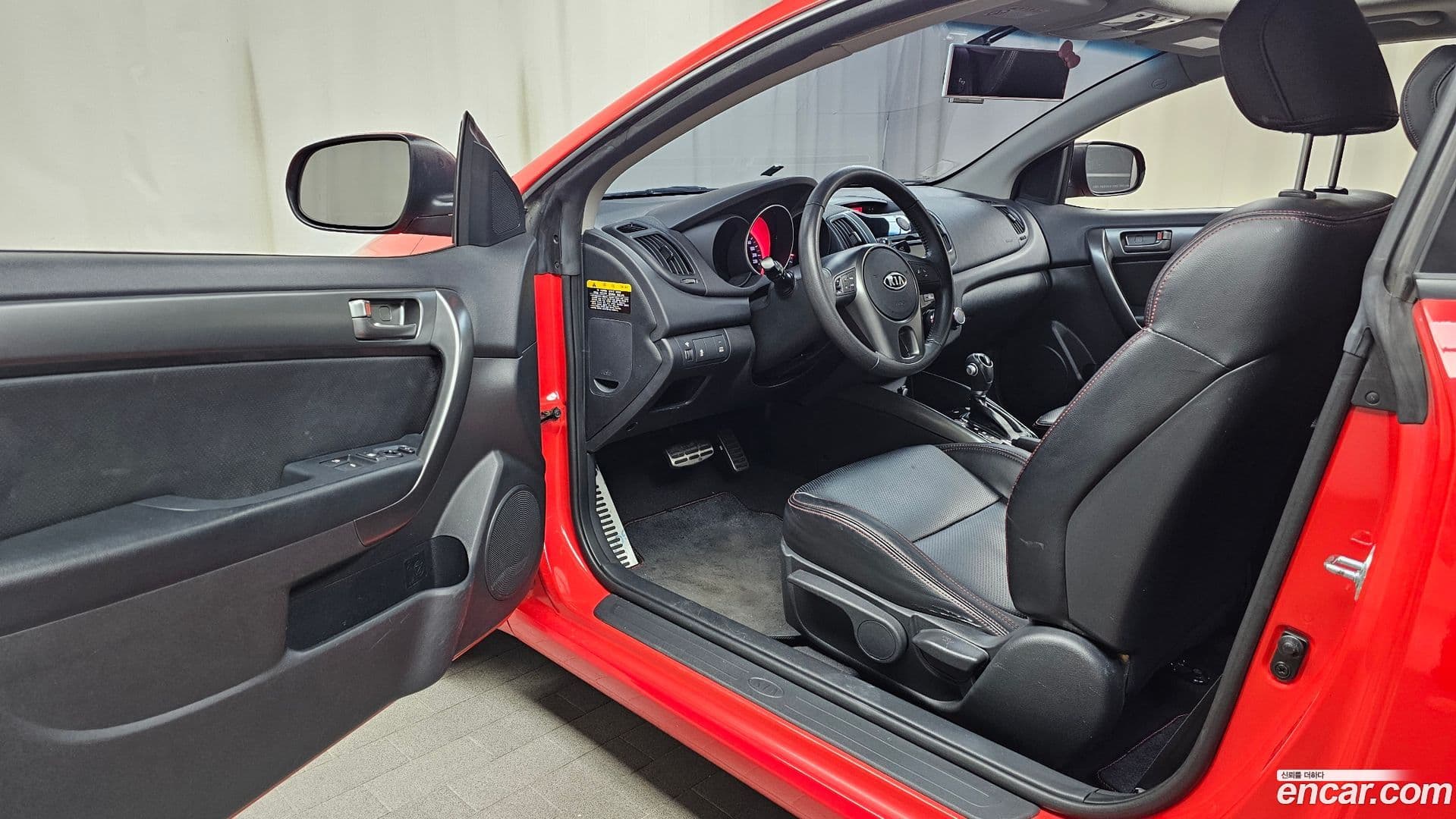 Main__Slider__Photo:Porte Kia 2011.5-9