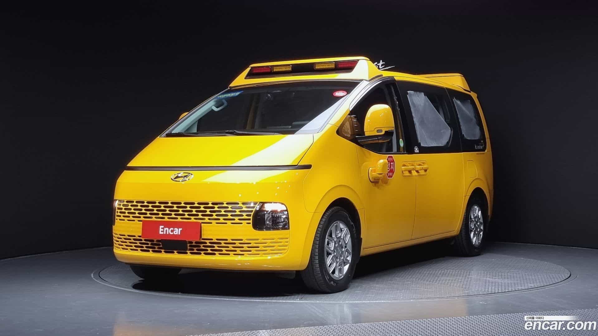 Staria Hyundai 2023.4-OUTER-001