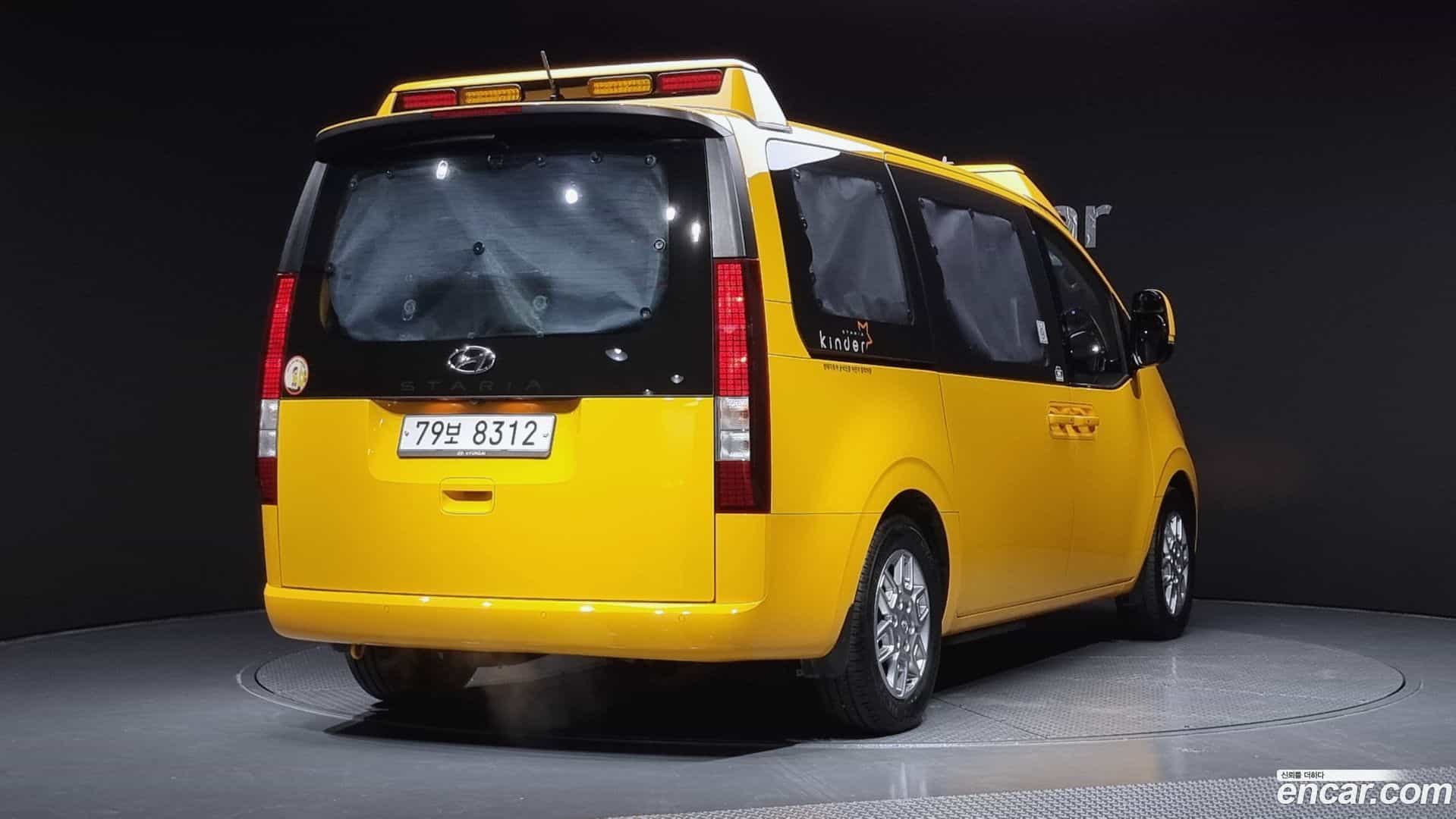 Staria Hyundai 2023.4-OUTER-002