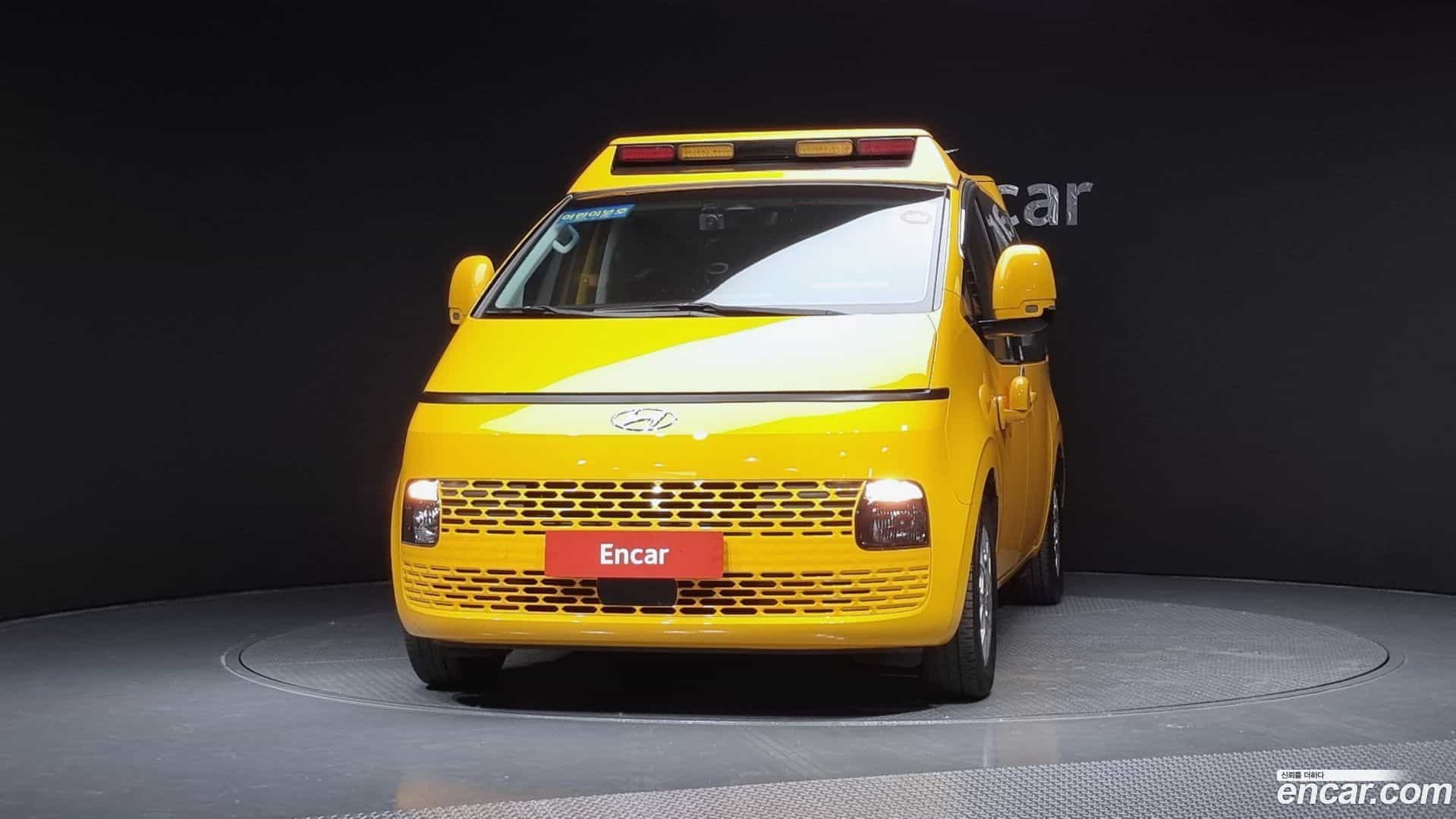 Staria Hyundai 2023.4-OUTER-003