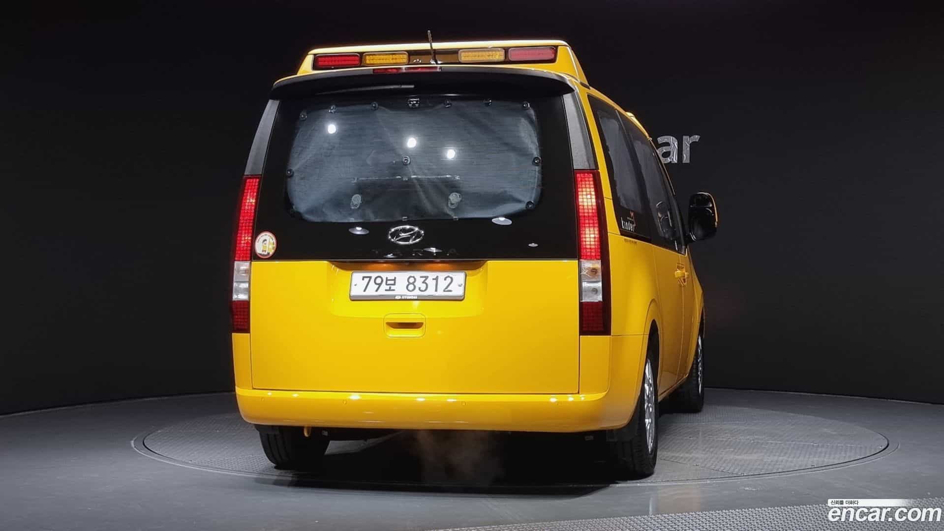 Staria Hyundai 2023.4-OUTER-004