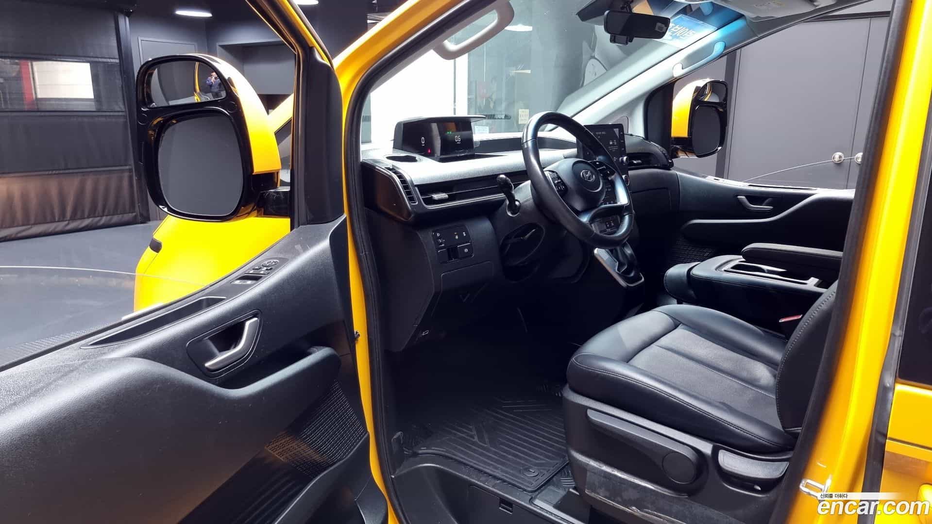 Staria Hyundai 2023.4-INNER-010