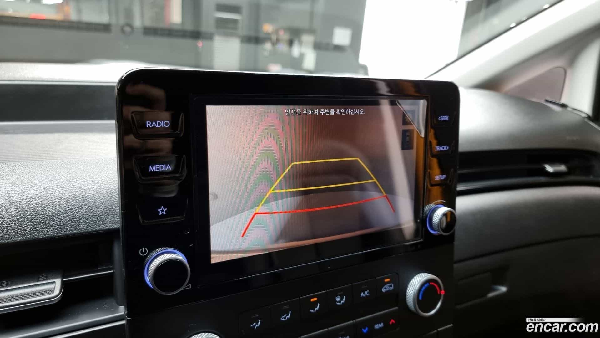 Staria Hyundai 2023.4-OPTION-020