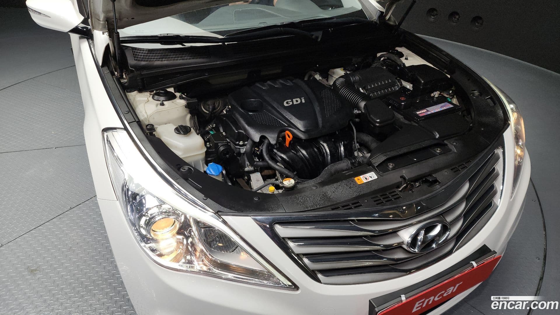 Main__Slider__Photo:Grandeur Hyundai 2012.5-5