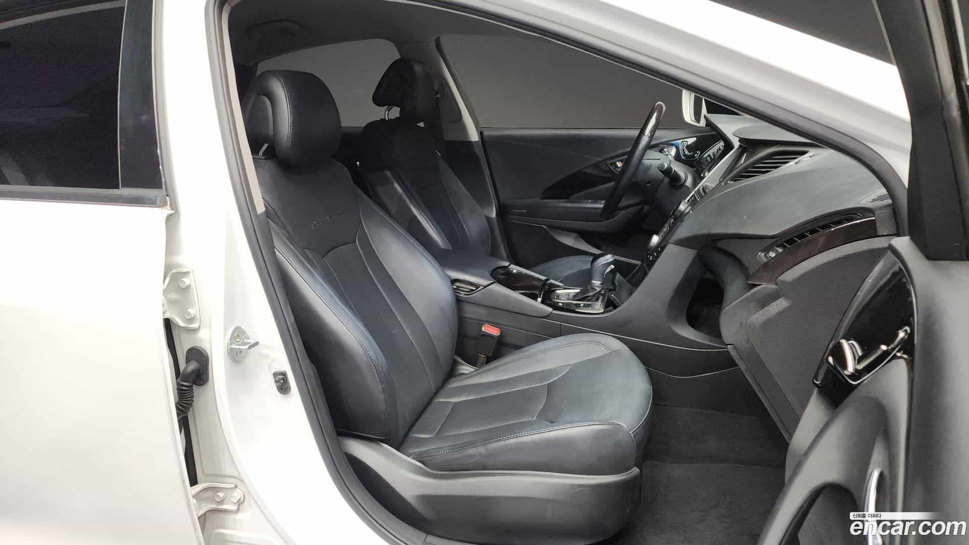 Grandeur Hyundai 2012.5-OPTION-015