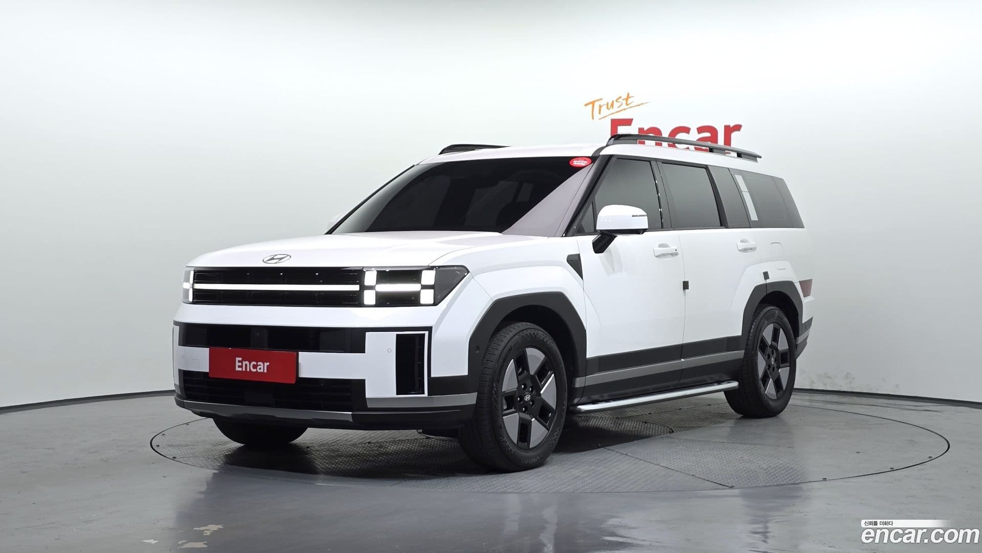 Main__Slider__Photo:Santafe Hyundai 2023.10-0