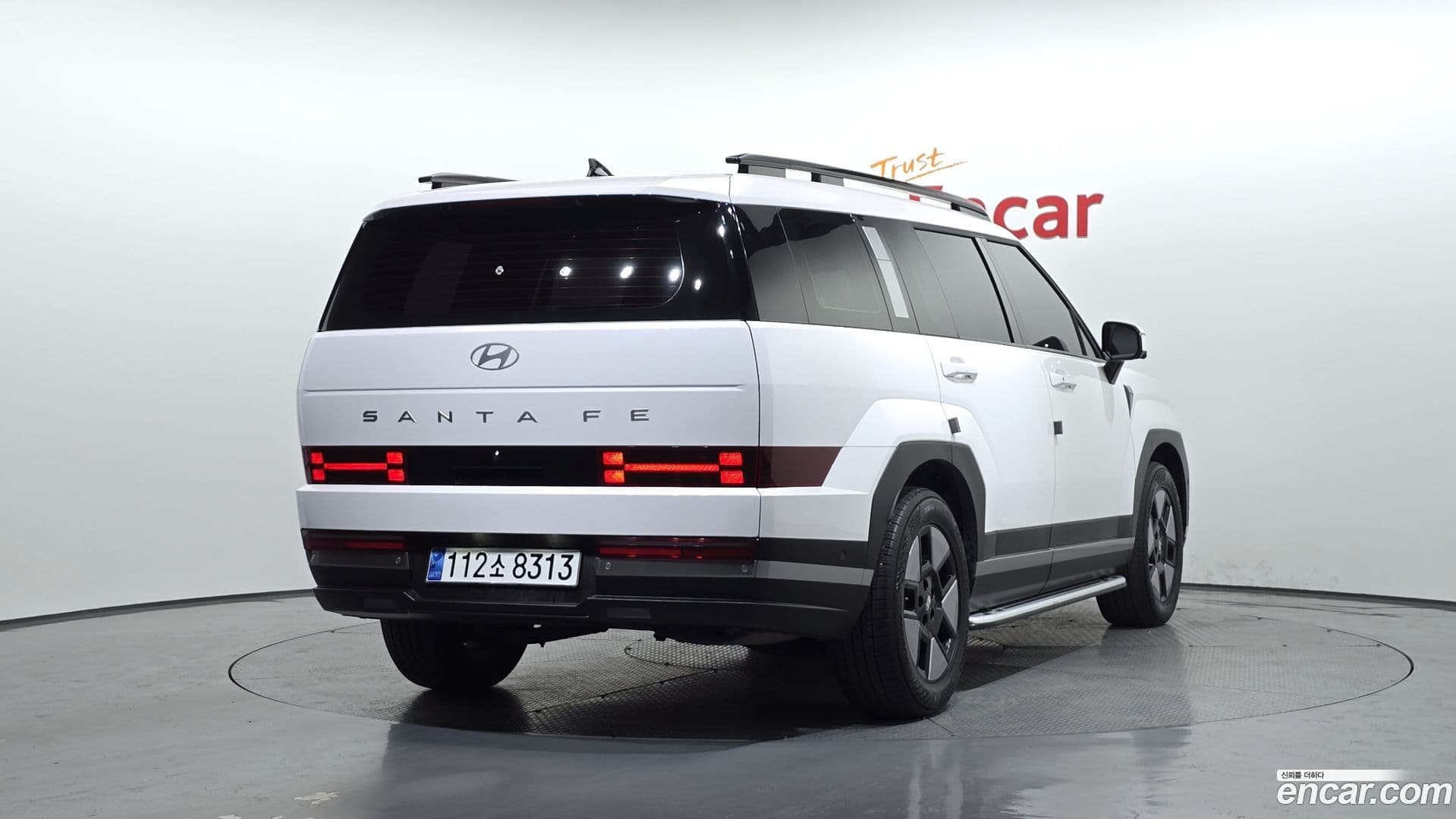 Main__Slider__Photo:Santafe Hyundai 2023.10-1