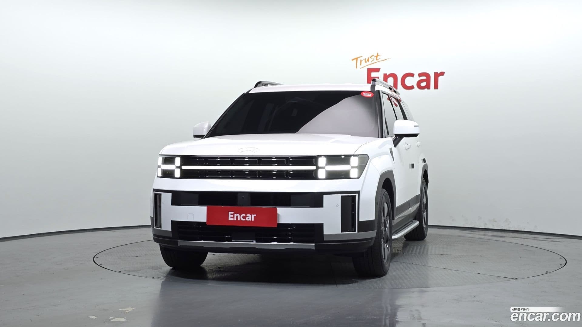 Main__Slider__Photo:Santafe Hyundai 2023.10-2