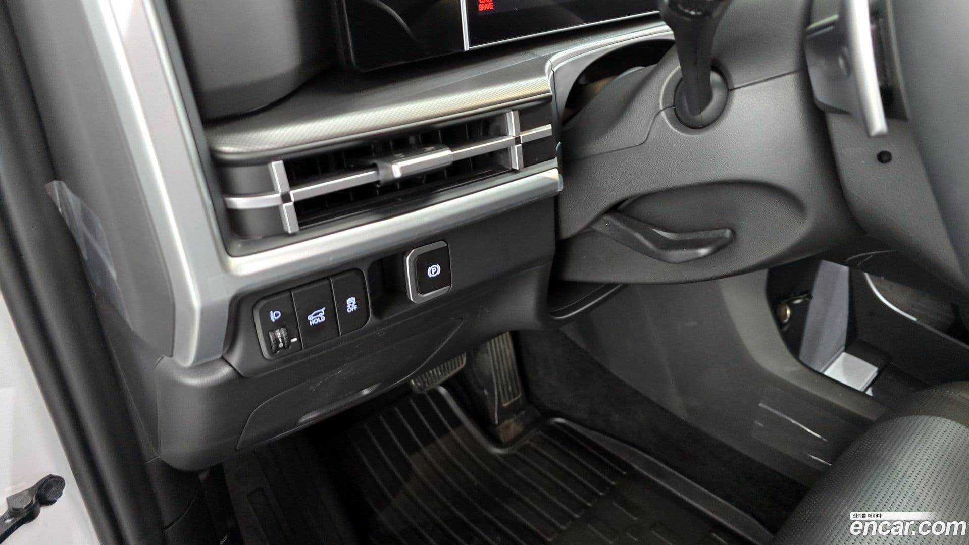 Main__Slider__Photo:Santafe Hyundai 2023.10-16