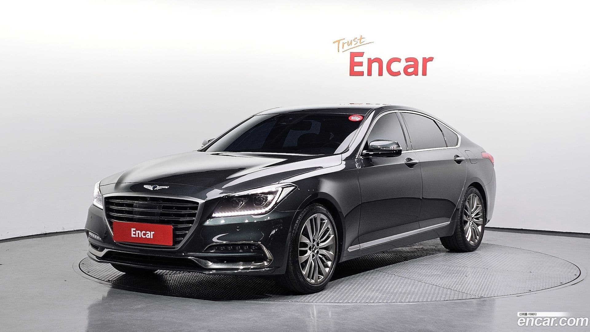 Main__Slider__Photo:G80 Genesis 2019.7-0