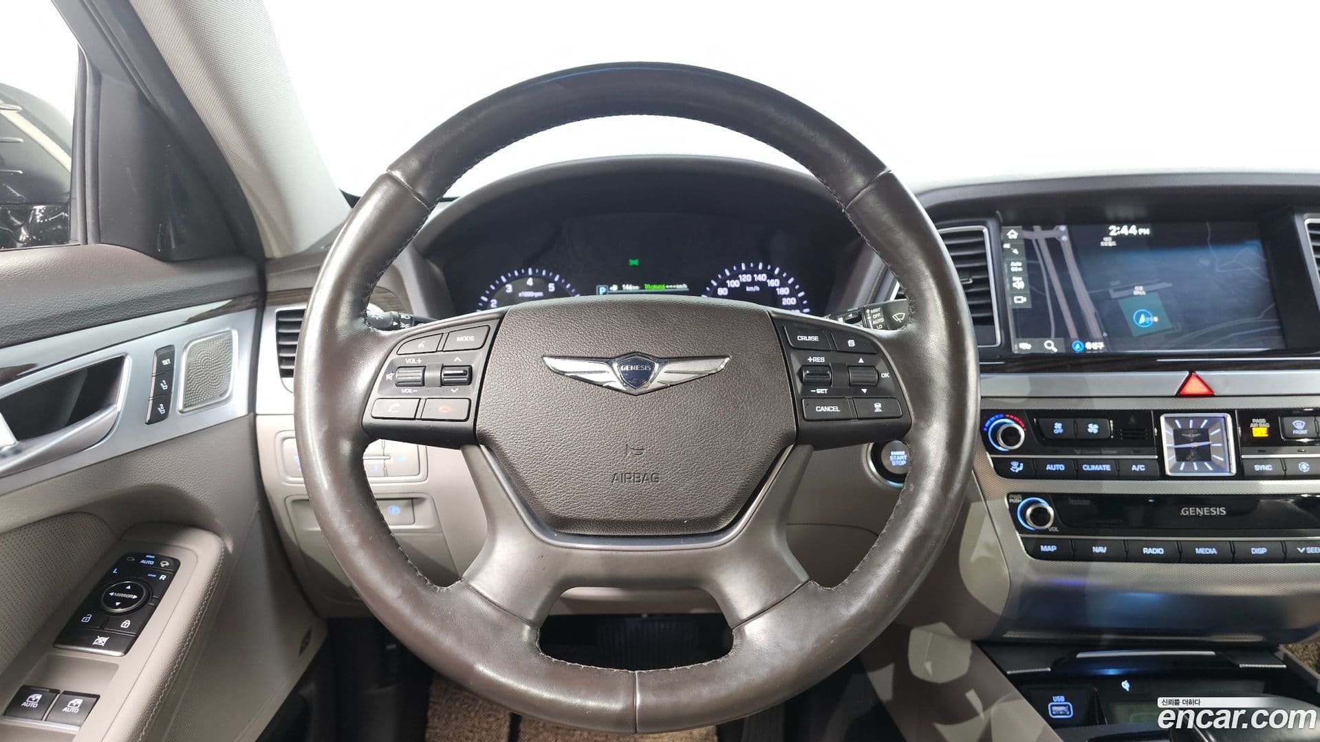 Main__Slider__Photo:G80 Genesis 2019.7-15