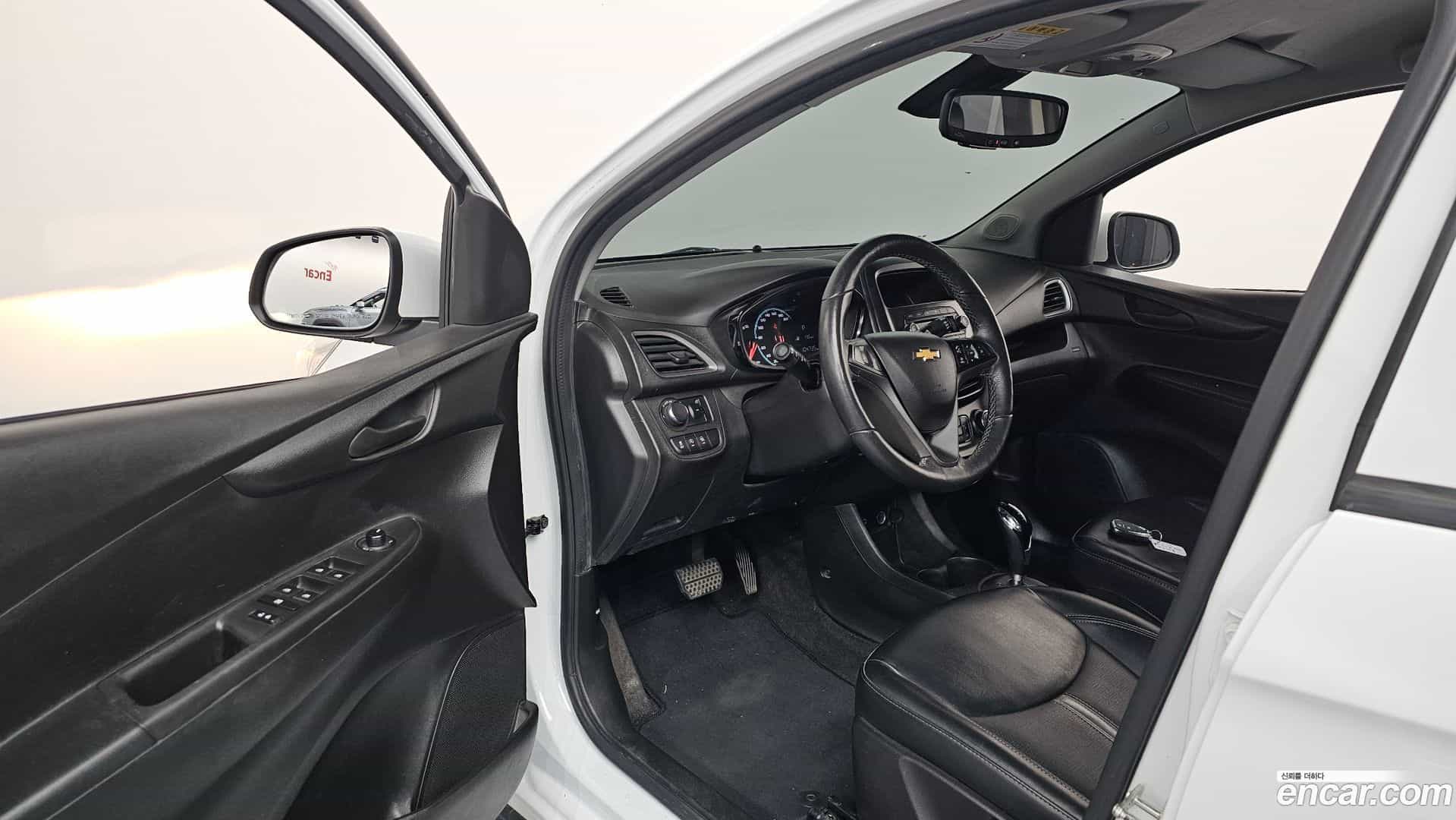 Spark Chevrolet 2018.11-INNER-010