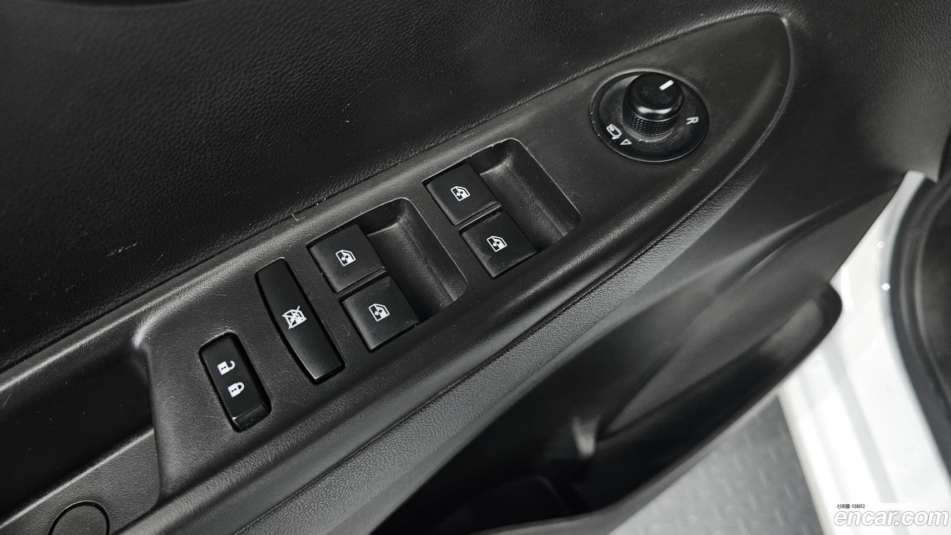 Main__Slider__Photo:Spark Chevrolet 2018.11-16