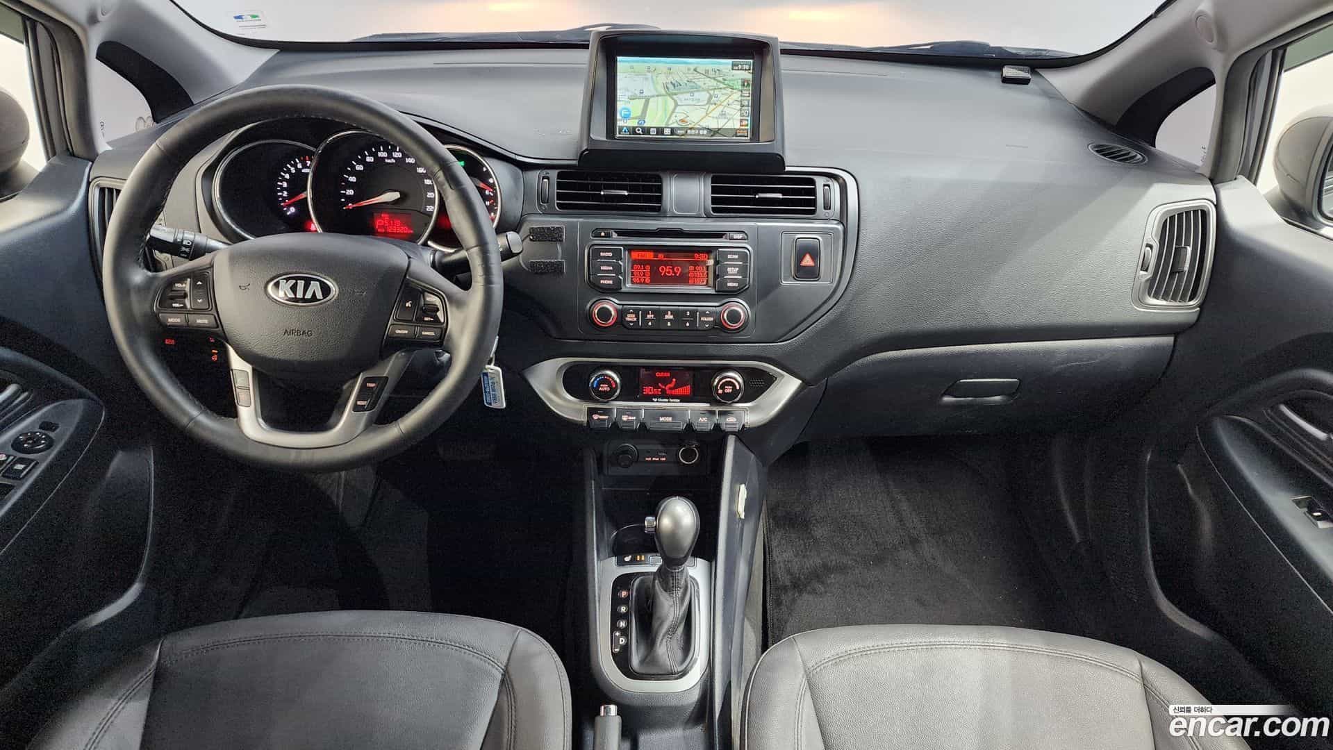 pride Kia 2013.6-INNER-007