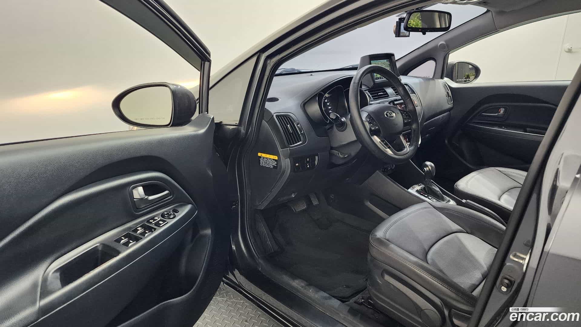 pride Kia 2013.6-INNER-010