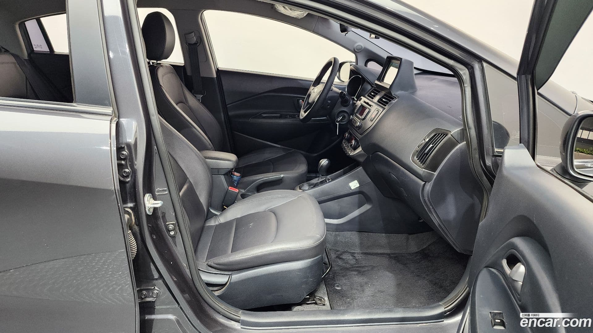 Main__Slider__Photo:pride Kia 2013.6-10