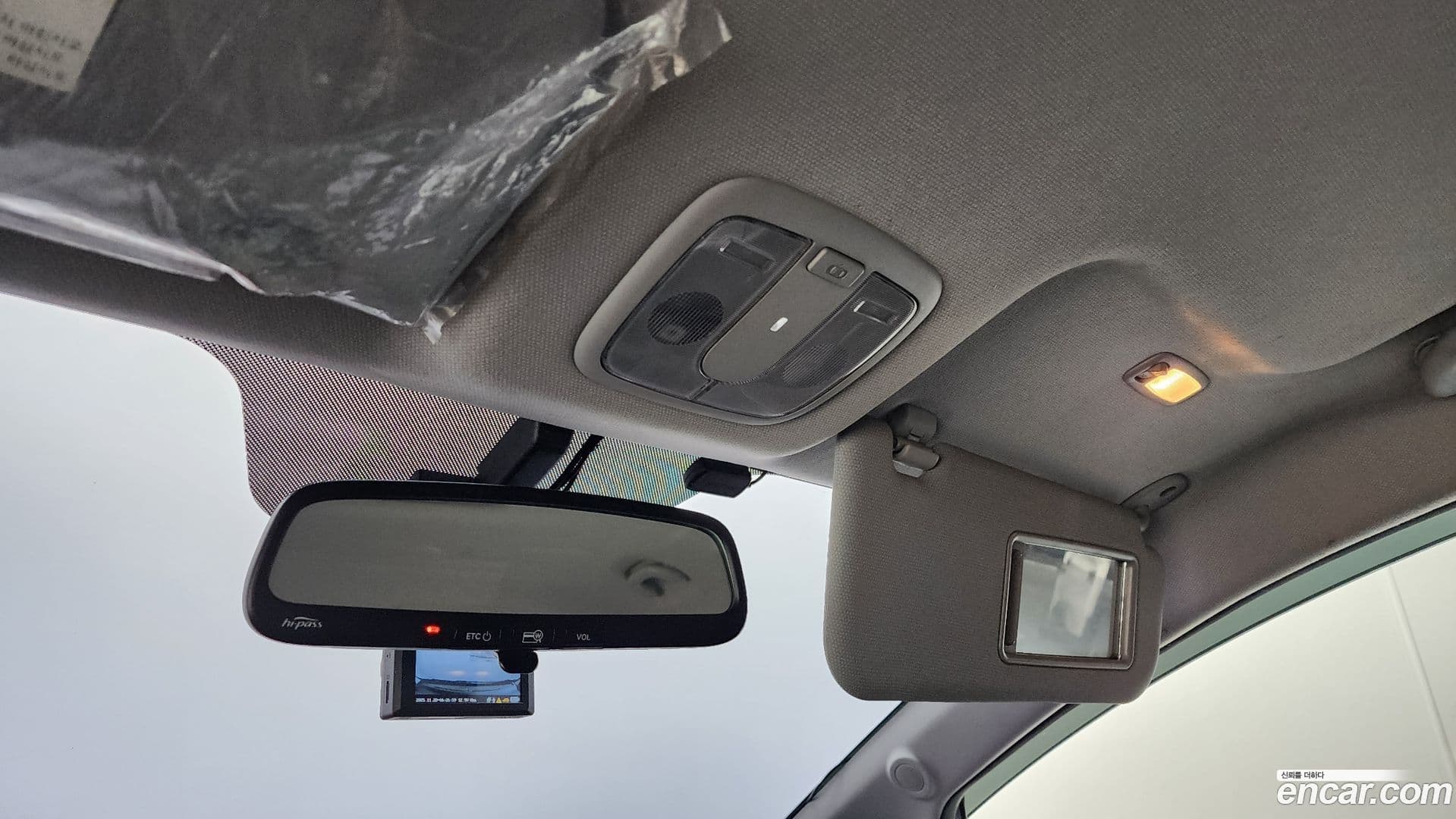 Main__Slider__Photo:pride Kia 2013.6-16